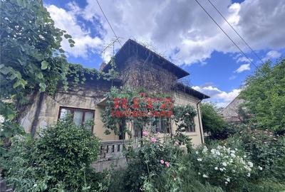 Casa/Vila garaj S= 185 mp, teren 416 mp, pretabila clini - 3