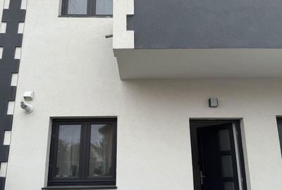 Casă cu 4 camere în Dumbrăvița - 1
