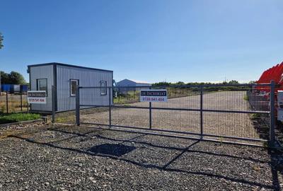 DE INCHIRIAT TEREN Centura Arad - 1000mp. + Container - 300 Euro - 3