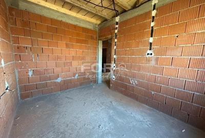 Casă cu 4 camere cu Teren 500 Mp în Sântandrei - 8