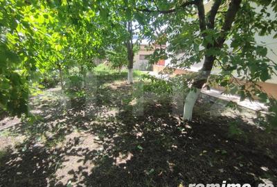 Casă cu 8 camere cu Teren 992 Mp în Cătămărești - 19