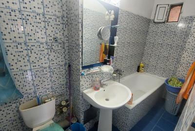 Apartament doua camere decomandat, etajul 5, 1 Mai zona Sara - 6