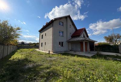 Casă cu 4 camere în Pasărea - 8