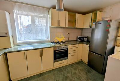 2 Camere, Buna Ziua, Lidl, Grand Hotel Italia, Lidl, 18 Gym, Mol, OMV 2 Camere, Buna Ziua, Lidl, Grand Hotel Italia, Lidl, 18 Gym, Mol, OMV - 4