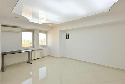 Apartament cu 3 camere în P-ța Unirii - 3