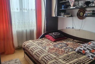 Apartament cu 3 camere decomandat în Central - 3