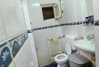 PARTICULAR vând 3 cam. lângă  Metrou 2min. Apărătorii Patriei bl.1986, parter/8 - 7