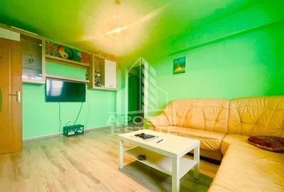 Apartament cu 3 camere semidecomandat, mobilat în Ultracentral