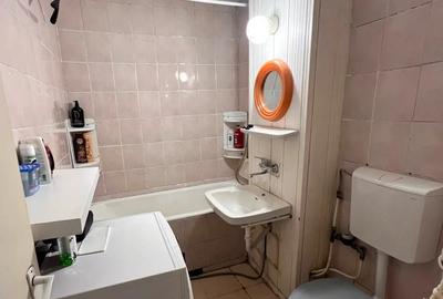 Apartament Dambul Rotund | 3 camere | 2bai | 2balcoane | panorama | boxa si garaj Apartament Dambul Rotund | 3 camere | 2bai | 2balcoane | panorama | boxa si garaj - 7