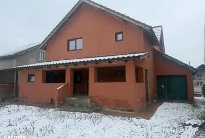 Casă cu 4 camere în Gura Văii - 7