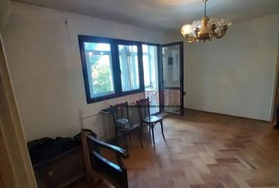 Apartament cu 3 camere semidecomandat în Central - 7