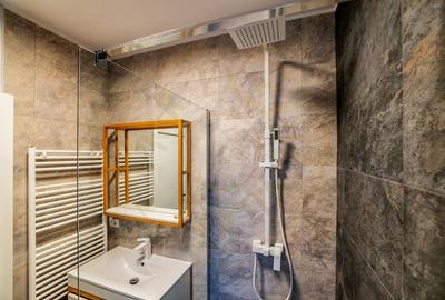 Casă individuală cu 4 camere cu Canalizare în Mioveni - 20