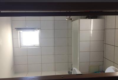 Apt 3cam renovat  69mp, dotat cu  CT, AC , an 1985  etaj 7/8, mobilat - 4