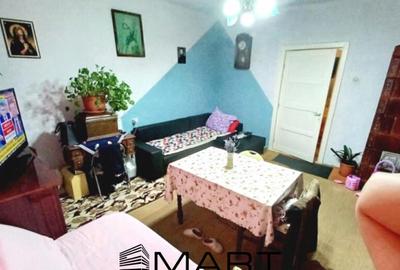 Casă cu 2 camere cu Canalizare în Vasile Aaron - 1