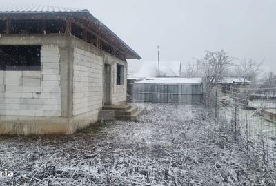 Casă cu 4 camere cu Teren 500 Mp în Vest - 10