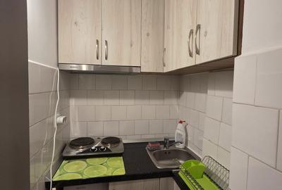 Garsonieră decomandată în Est - 1