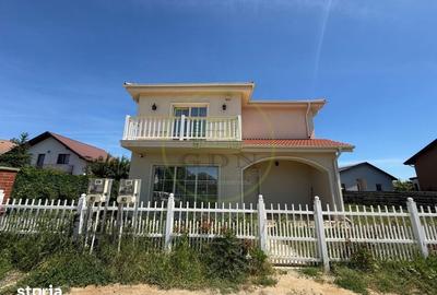 Casă cu 4 camere cu Teren 500 Mp în Malu Mare - 1
