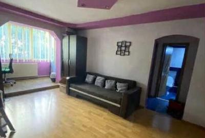 Apartament 2 camere, semidecomandat - zona Harmanului