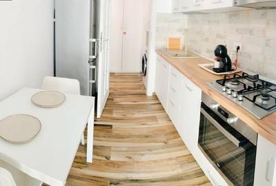 Vând garsoniera Plaza Residence - 5