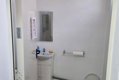 Spațiu comercial, de 100 mp, în Central - 6