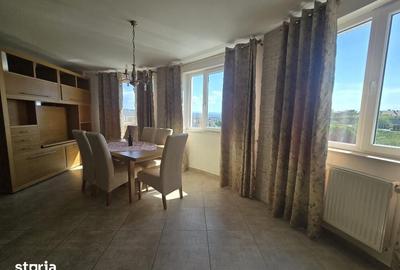 Apartament cu 3 camere în Cetate - 2