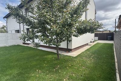 Casă cu 4 camere cu Teren 160 Mp în Bălăceanca - 2