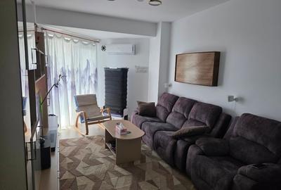 Apartament cu 3 camere decomandat în 13 Septembrie - 1
