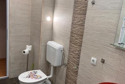Apartament cu 4 camere decomandat, mobilat în Central - 12