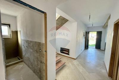 Casa / Vila in Sat Nou / Panciu - 10