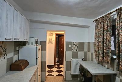 Apartament de inchiriat ultracentral blvd. Gh. Magheru - 1