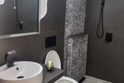 Apartament cu 2 camere decomandat în Central - 3