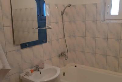 Apartament cu trei camere decomandat - 3