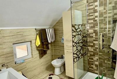 Casă cu 5 camere cu Teren 3000 Mp în Budești