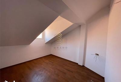 Apartament cu 5 camere în Decebal - 1
