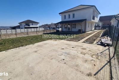 Casă cu 4 camere cu Teren 320 Mp în Central - 9
