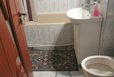 Apartament cu 3 camere decomandat în Progresul - 5