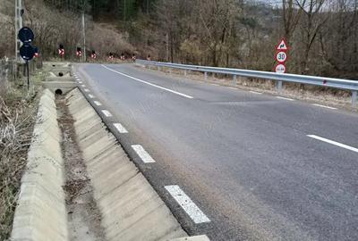 Vand casa batraneasca locuibila cu iesire la strada principala aflata in Buzau, Valea Fantanei! Vand casa batraneasca locuibila cu iesire la strada principala aflata in Buzau, Valea Fantanei! - 4