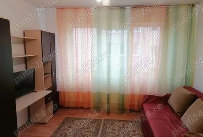 Proprietar vand garsoniera 17mp, zona umt str babadag nr 2 bl 4 et 2 - 3