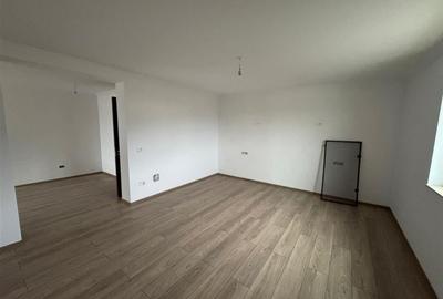 Vila deosebita Parter + Mansarda de vanzare in Odobesti - 33