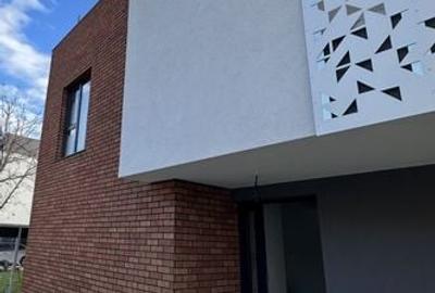 PROIECT DEOSEBIT - 2