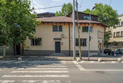 Imobil 8 camere, intrare Parc Carol Imobil 8 camere, intrare Parc Carol - 1