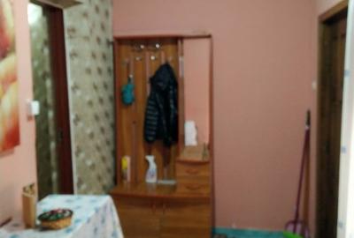 Casă cu 3 camere în Traian - 2