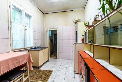 Casă cu 3 camere cu Teren 284 Mp în Central - 12