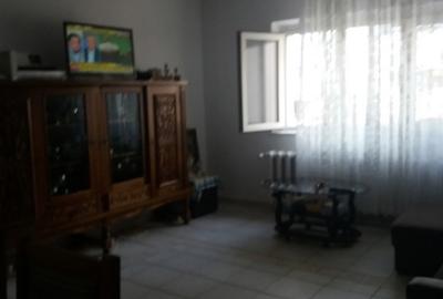 Apartament cu 3 camere decomandat în Vitan - 5