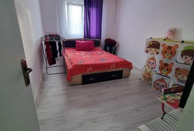 Casă cu 4 camere cu Teren 1050 Mp în Stâlpu - 2