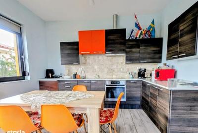 Casă cu 4 camere cu Teren 500 Mp în Central - 2