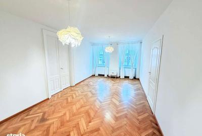 Apartament cu 4 camere decomandat în Central - 2