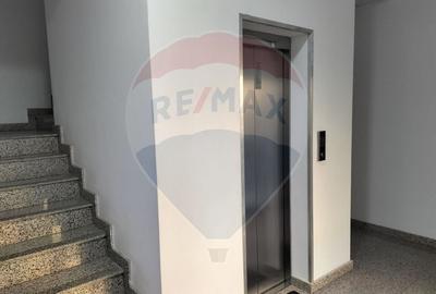 Pta Unirii - 96 mp Spațiu de birouri / rezidential + 1 loc parcare - 16