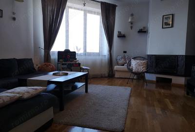Casă cu 8 camere cu Teren 179 Mp în Craiter - 2