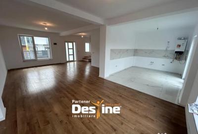 Casă cu 4 camere cu Teren 700 Mp în Rediu - 5